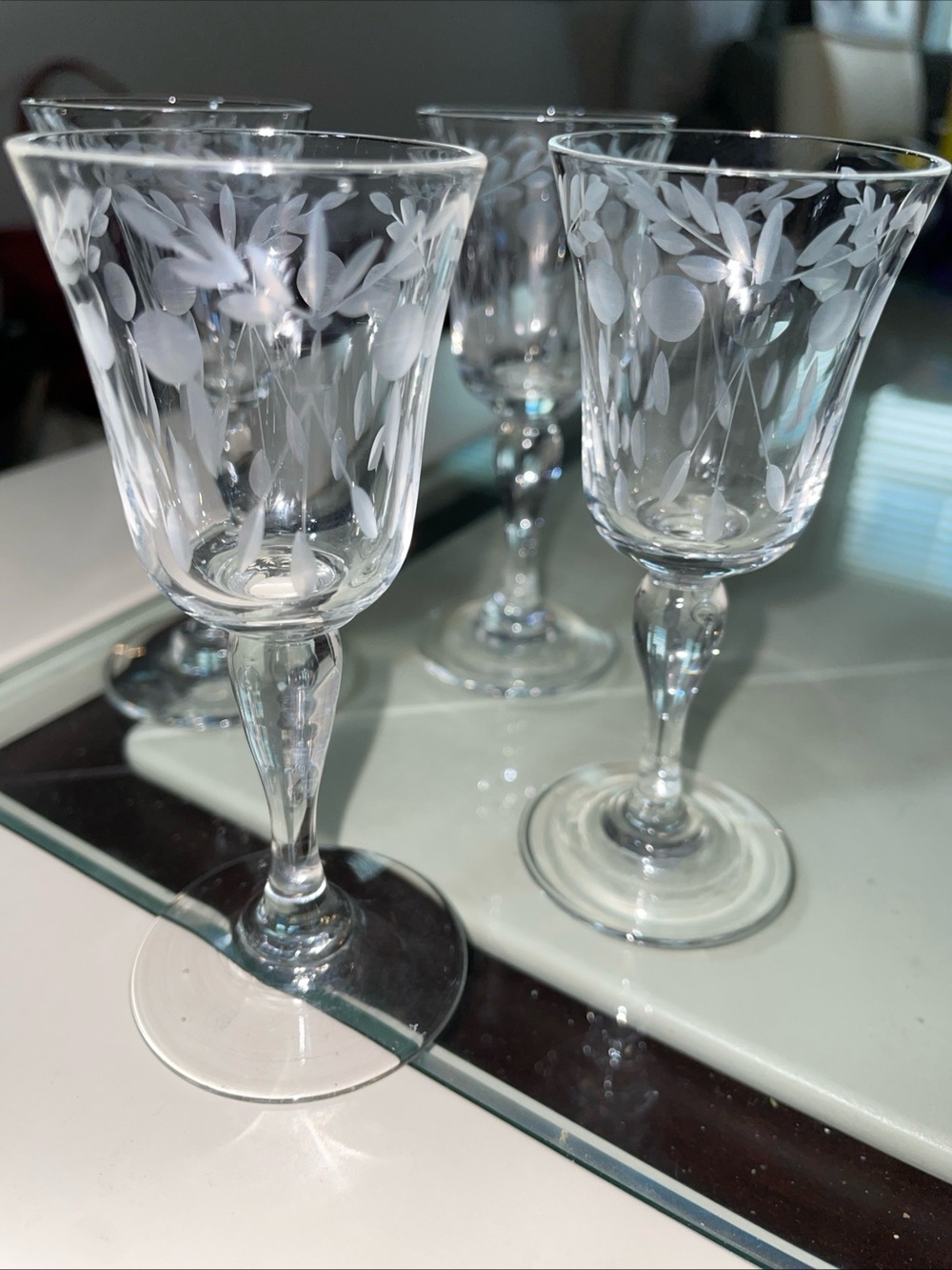 Vintage Four Crystal Etched Leaf Cordial Glasses 1920’s-1950’s -Clear tapered
